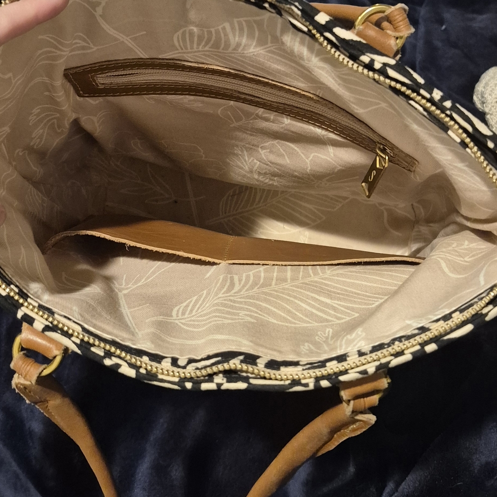 Sseko Kawa Convertible Canvas Leather Backpack/Bag - Picture 6 of 6